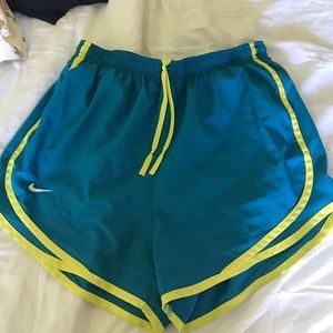 Nike tempo running shorts